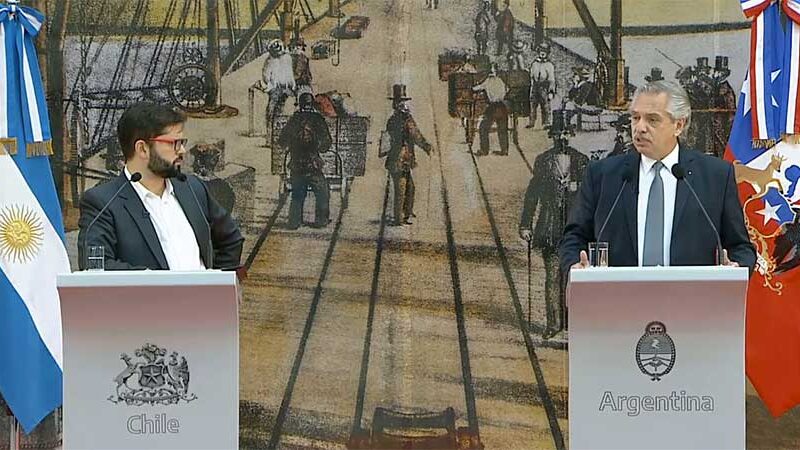 Los presidentes Fernández y Boric reivindicaron la unidad de Latinoamérica y la hermandad entre Chile y Argentina