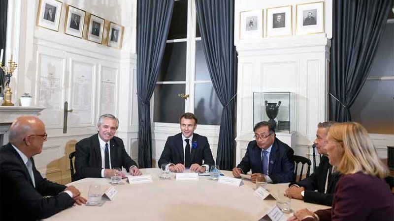 Los presidentes de Francia, Colombia y Argentina expresaron  su pleno apoyo a la reanudación del proceso de negociación entre  venezolanos