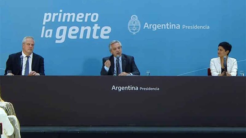 Alberto Fernández: “Seguiremos trabajando para que los docentes estén cada vez mejor pagos”