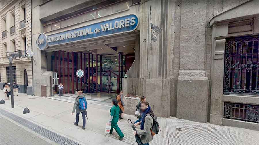 La CNV firmó un acuerdo de intercambio de información sobre operaciones financieras en Uruguay