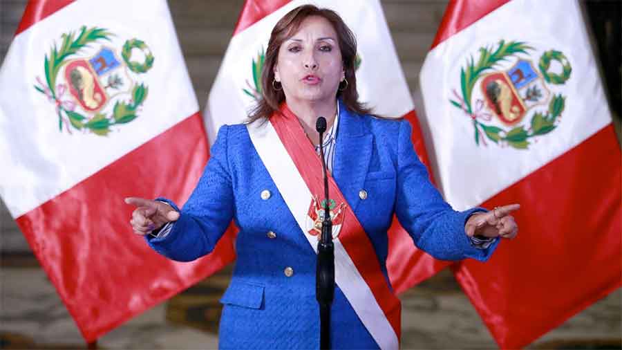 Crisis política: La Presidenta de Perú descarta renunciar y exige al Congreso adelantar las elecciones