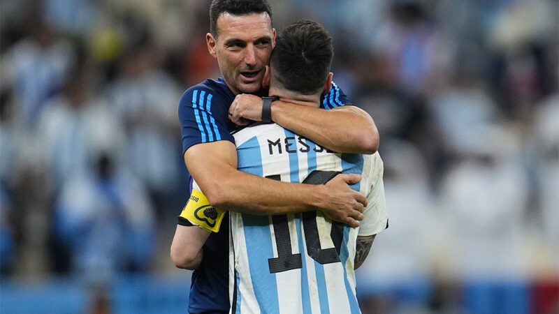 Scaloni sobre Messi: “El mejor de todos los tiempos”