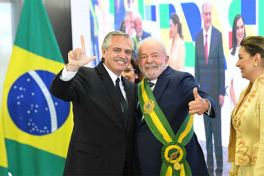 Alberto Fernández repudió el “intento de golpe de Estado” en Brasil y se solidarizó con Lula