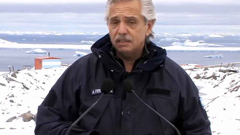 Alberto Fernández anunció la creación de una corresponsalía itinerante de Télam en la Antártida
