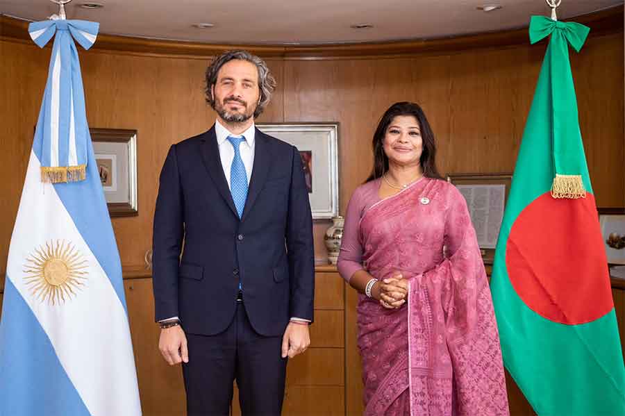 Bangladesh: Perón, fútbol y una apuesta geopolítica del Gobierno argentino