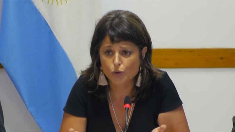Carolina Gaillard rechazó cuestionamientos de JXC al funcionamiento de comisión de juicio político