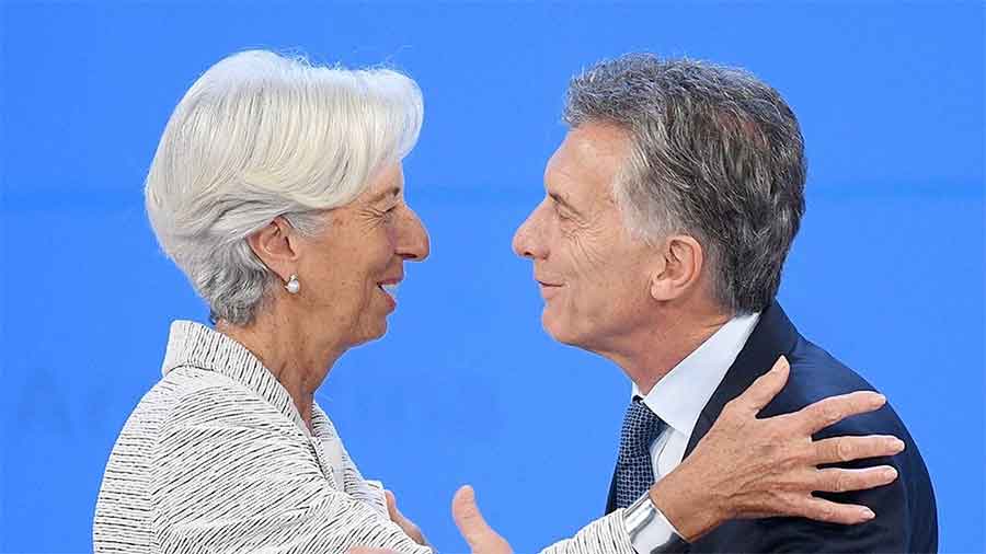 El Presidente aseguró que “es un delito” el préstamo del FMI tomado por Mauricio Macri