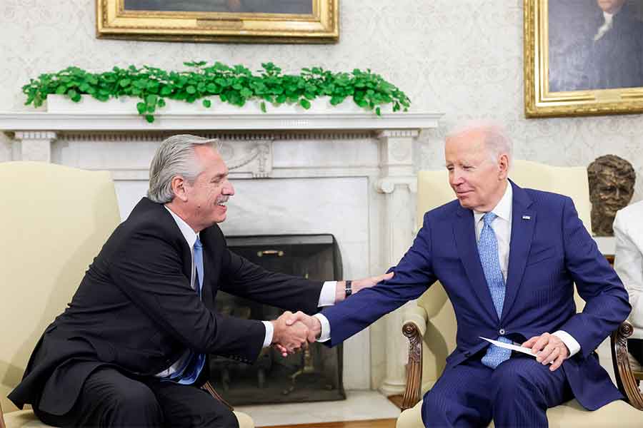 Fernández agradeció el apoyo de EEUU en foros y propuso a Biden “trabajar juntos” por la paz en Ucrania