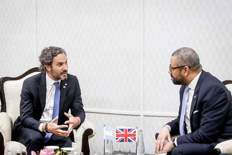Malvinas: Cafiero comunica a par británico el fin del pacto Foradori-Duncan y pide reunión en la ONU