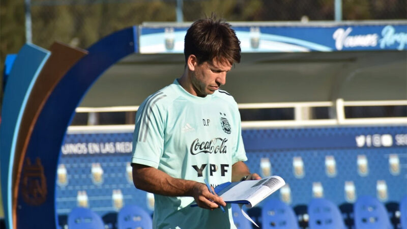 Diego Placente: “Nuestro objetivo primero es pasar de ronda y luego clasificar al Mundial”