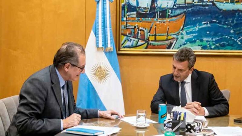 Massa dialogó con Pesce sobre las últimas medidas adoptadas y las reuniones mantenidas con el G 20