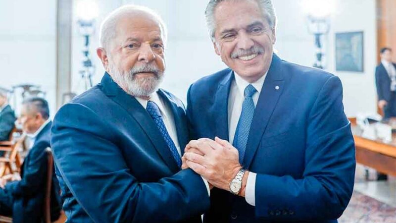 Fernández destacó el encuentro que “une a presidentes de América del Sur para integrar a la región”