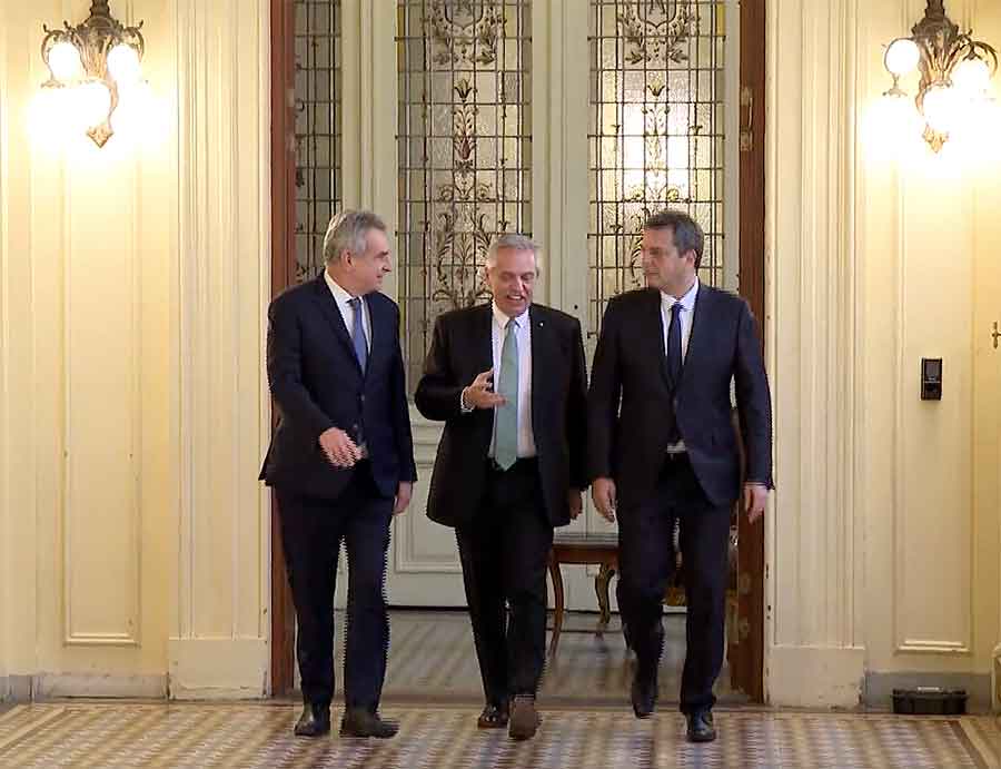 Alberto Fernández, Massa y Rossi participan de la reunión de Gabinete de ministros en Casa Rosada