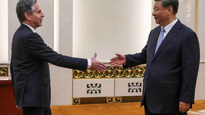 Xi Jinping recibió a Blinken y se contratuló por los “avances” en las relaciones entre China y EEUU