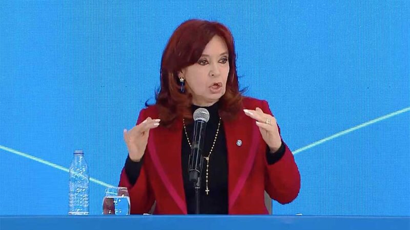 Cristina Kirchner exhortó al FMI a hacerse cargo de sus propios desmanejos