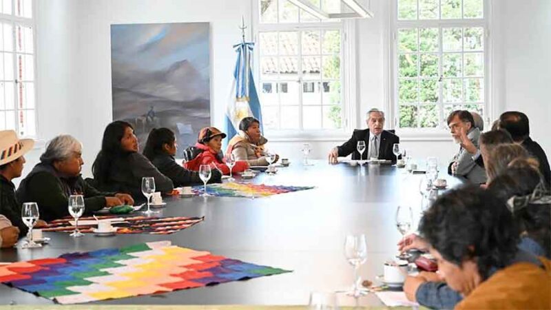 El Presidente recibió a una delegación del Tercer Malón de la Paz de Jujuy