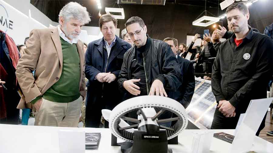 Nanosatélites: Presentaron en Tecnópolis los principales proyectos aeroespaciales de la Argentina