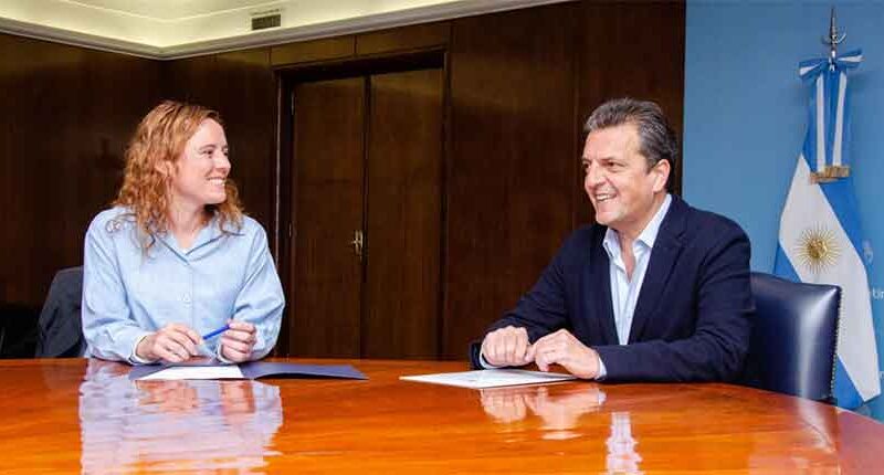 La precandidata a intendenta de La Matanza, Patricia Cubria se reunió con el precandidato a presidente Sergio Massa