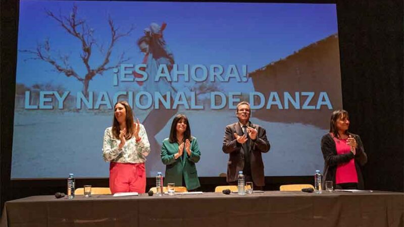 Más de 1500 personas colmaron el Centro Cultural Kirchner en el acto de apoyo a la Ley Nacional de Danza