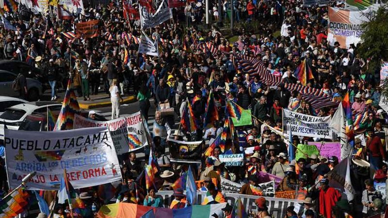 La marcha del “Malón de la Paz” contra la reforma constitucional en Jujuy llega a Tribunales