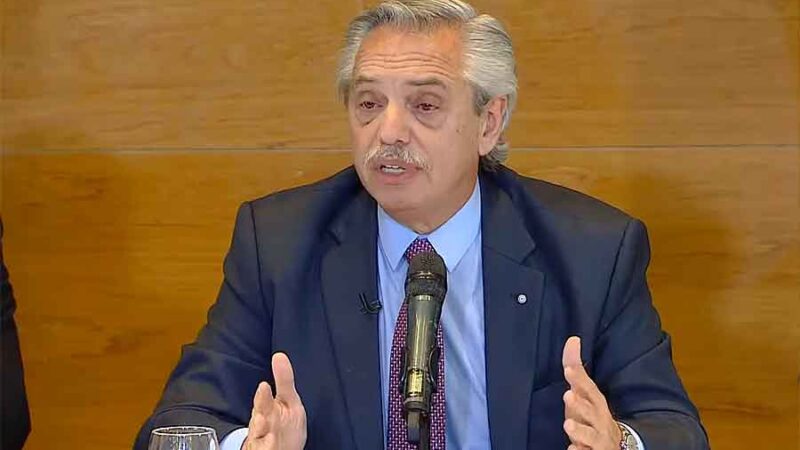 Fernández: “Resulta insostenible que alguien siga negando y justificando a la dictadura genocida”