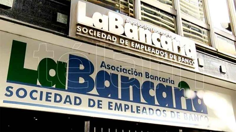 Justicia del Trabajo emite cautelar pedida por gremio bancario y suspende capítulo laboral del DNU