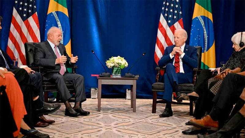 Lula señaló a Biden que la democracia “corre peligro” en Argentina con el ascenso de Milei