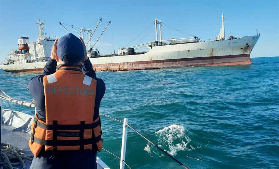 Inician sumario a un buque panameño por operar en Malvinas sin autorización del Estado argentino