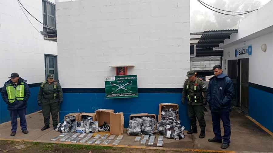Detienen a cinco gendarmes por el faltante de más de 15 kilos de cocaína de un Escuadrón en Zárate