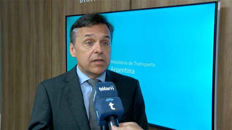 El ministro Giuliano contó que fue amenazado y vinculó el hecho con los tres detenidos por amenazas en trenes