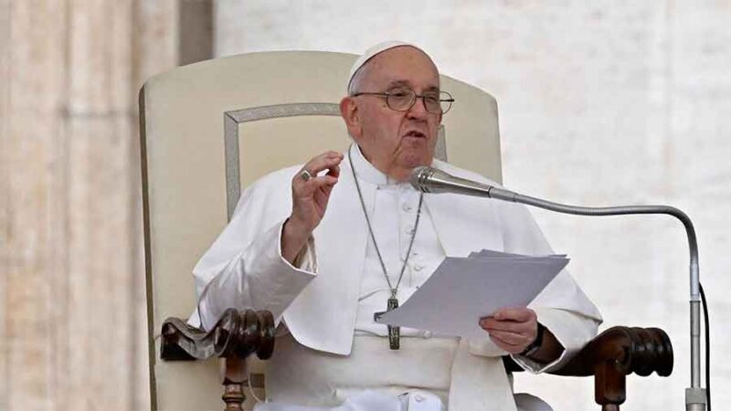 Francisco volvió a pedir por el “cese del fuego” en Medio Oriente