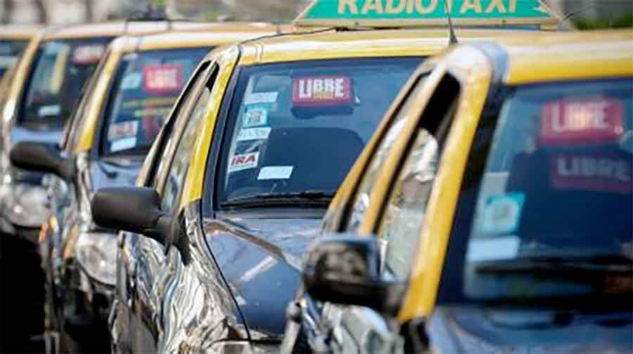 La tarifa de taxis aumenta 25% y la ficha pasa de $ 43,80 a $ 54,80