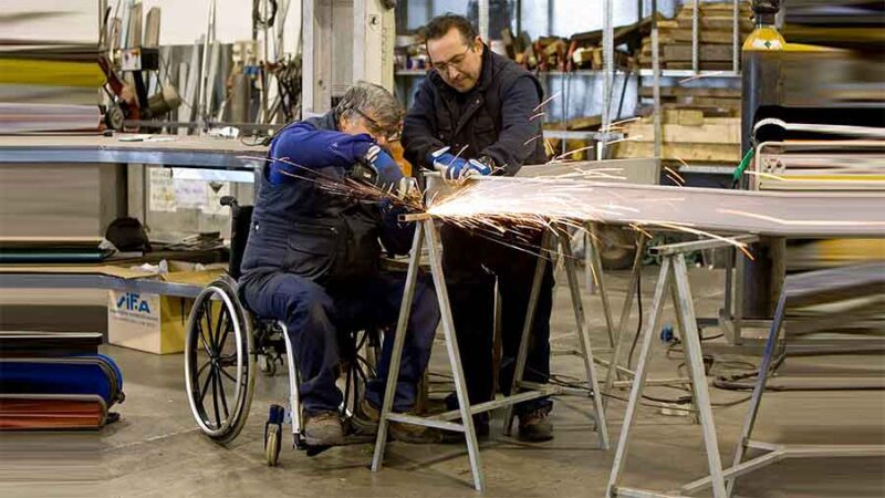 Massa anunció que personas con pensión por discapacidad podrán acceder al mercado de trabajo