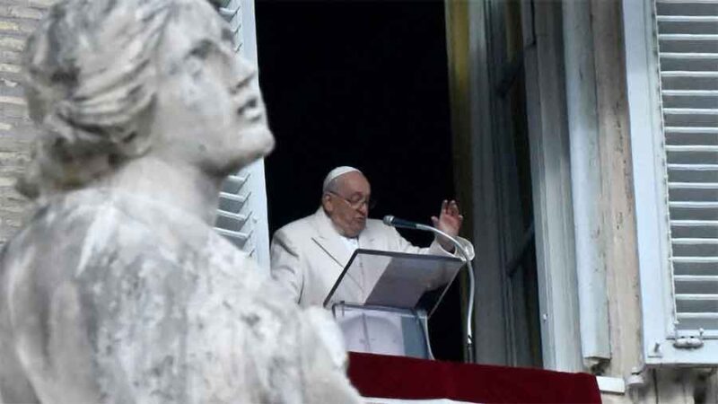 El Papa destacó “la fidelidad en las cosas sencillas” de María en el Día de la Virgen